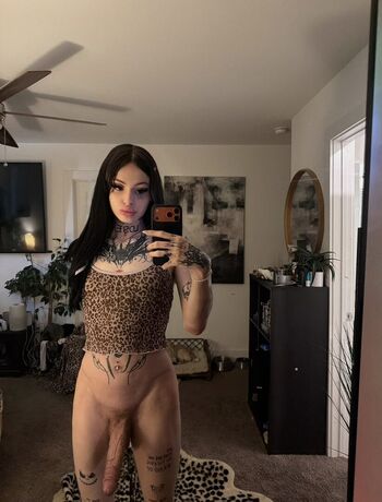 Full leaked Kendalluv private photo