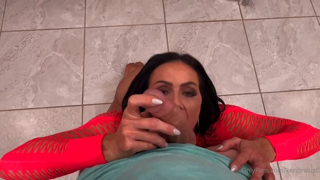 Full leaked Kendra lust page private photo