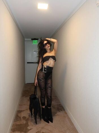 Full leaked Kenia os page private photo