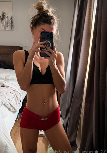 Full leaked Kennaabennett private photo