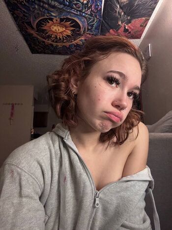 Full leaked Kennlilynn private photo