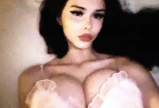Full leaked Kennycueee private photo