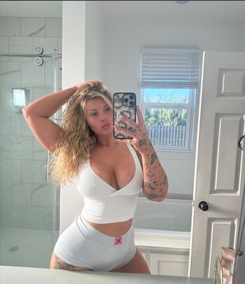 Full leaked Kenzieclarksxo private photo