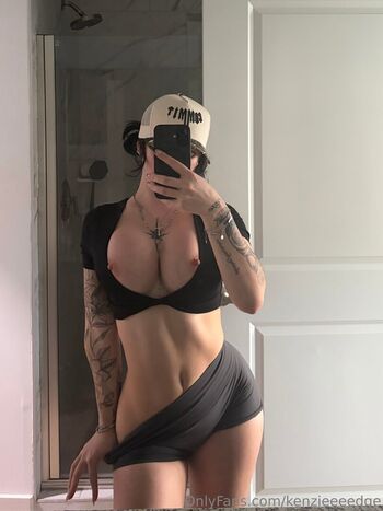 Full leaked Kenzieeeedge page private onlyfans photo