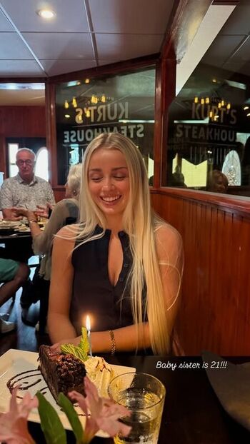 Full leaked Kenziewippert private photo