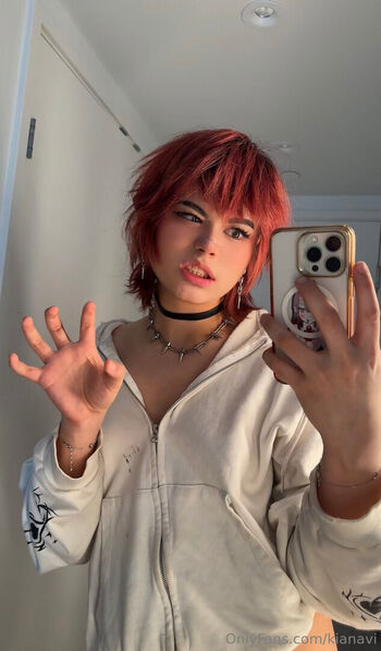 Full leaked Kianavi private photo