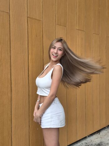 Full leaked Kierralee private photo