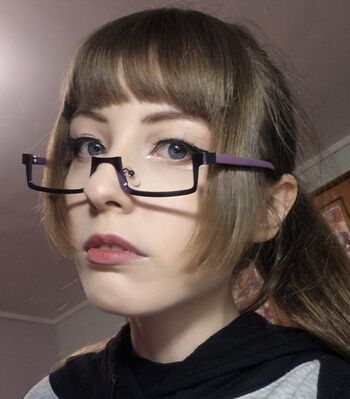 Kiki Glitter Cosplay