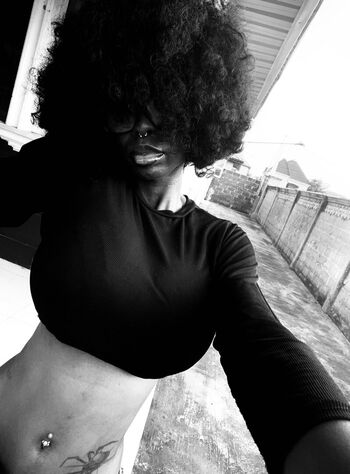 Full leaked Kikiolaola private photo