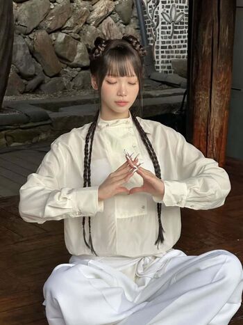 Full leaked Kim chaewon private photo