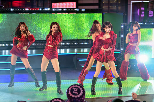 Kim Chaewon 김채원 [Le Sserafim]