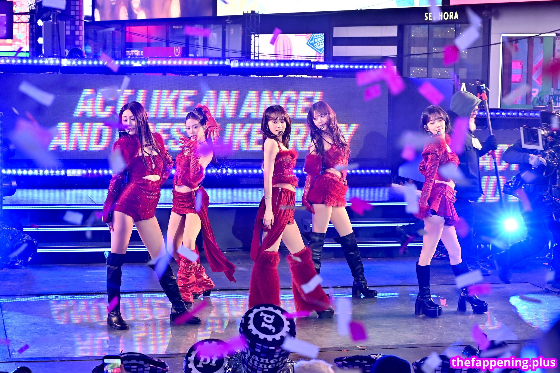 Kim Chaewon 김채원 [Le Sserafim]