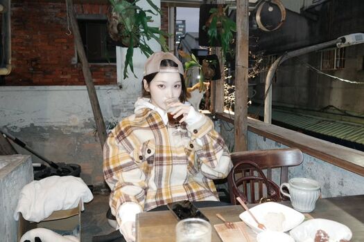 Kim Chaewon 김채원 [Le Sserafim]