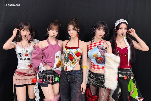 Kim Chaewon 김채원 [Le Sserafim]