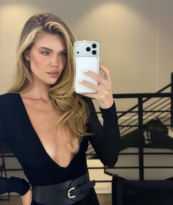 Full leaked Kim dammer private onlyfans photo