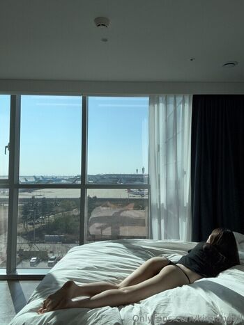 Full leaked Kimiangell page private photo