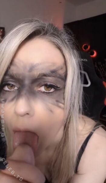 Full leaked Kimilee private photo