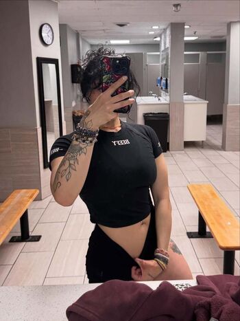 Full leaked Kingandrea private photo