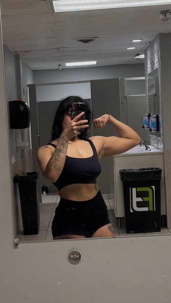 Full leaked Kingandrea private photo