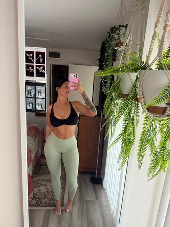 Full leaked Kingvnstan private photo