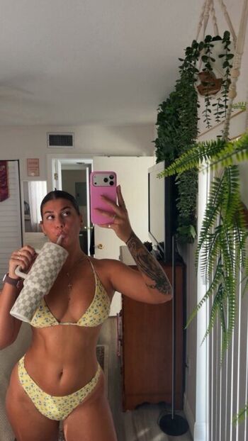 Full leaked Kingvnstan private photo