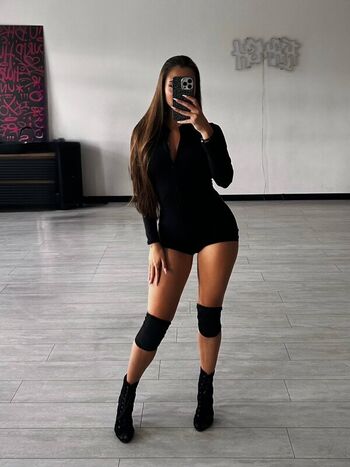 Full leaked Kira asmi page private photo