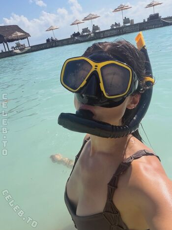 Full leaked Kira kosarin  page private photo