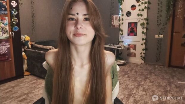 Full leaked Kiralivee page private photo