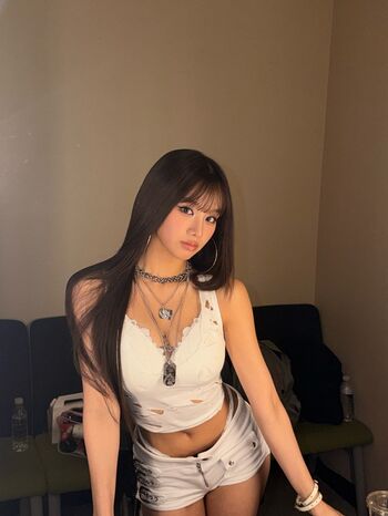 Full leaked Kisslife private photo