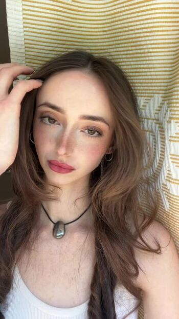 Full leaked Kitkatkira private photo