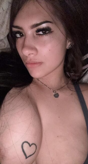 Full leaked Kittygirlmel private photo