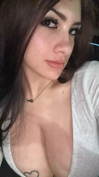 Full leaked Kittygirlmel private photo