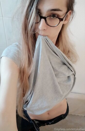 Full leaked Kittykathee page private photo