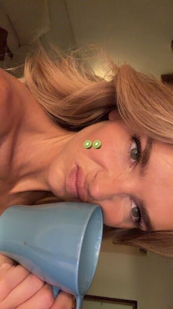 Full leaked Klarahellqvistt page private photo
