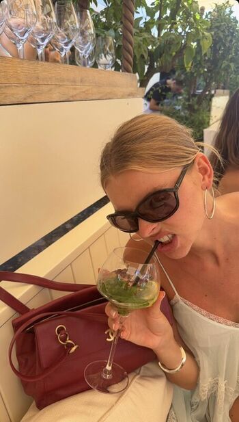 Full leaked Klarahellqvistt private photo