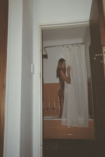 Full leaked Klarahellqvistt private photo