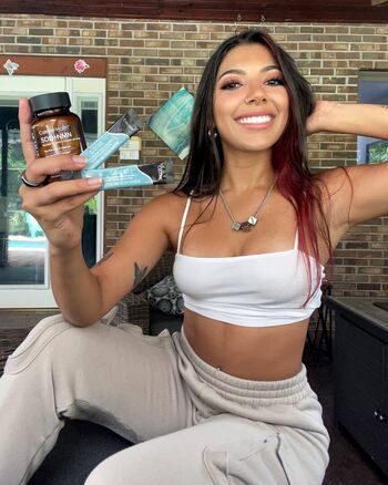 Full leaked Knbbyknees private onlyfans photo