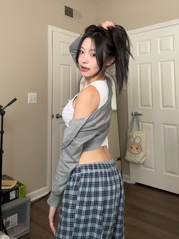 Leaked Demi lovato/ private photo viral onlyfans