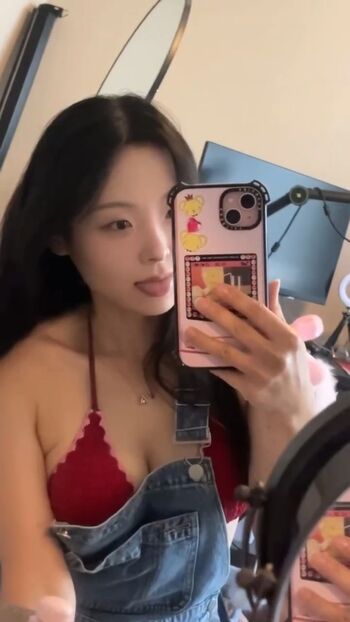 Full leaked Misslee/ private photo