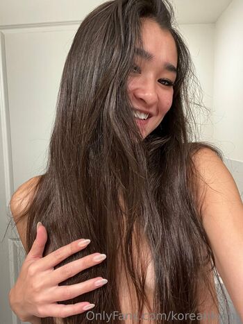 Full leaked Koreankums private photo