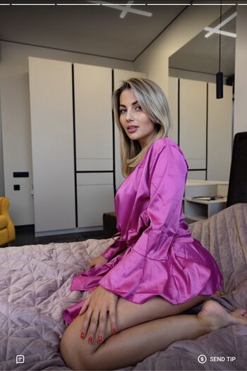 Full leaked Krissfire private photo