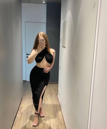 Full leaked Krissidiary private photo