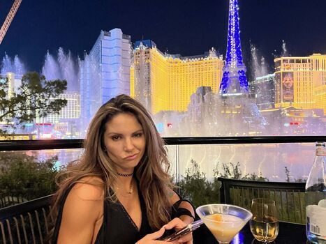 Full leaked Kristen strout private photo