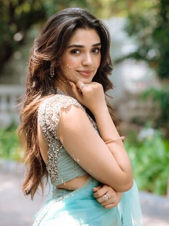 Full leaked Krithi shetty private photo