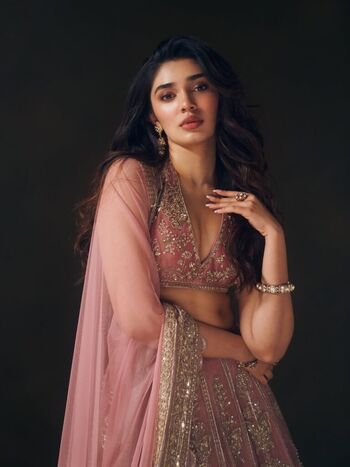 Full leaked Krithishetty private photo