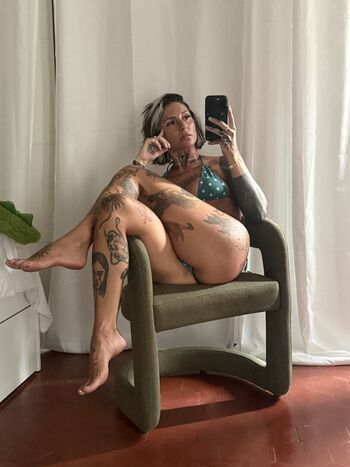 Full leaked Krokodeal  page private photo