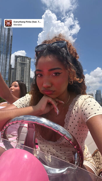 Full leaked Krystalogy private photo