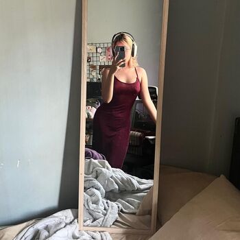 Full leaked Kwinbih private photo