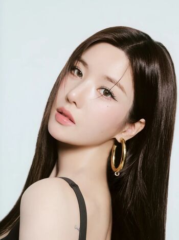Full leaked Kwon eunbi page private photo