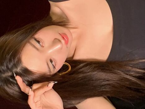 Full leaked Kwon eunbi page private photo